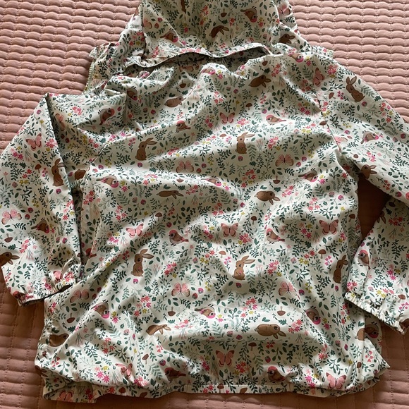 H&M Kids Floral and Bunny Print Windbreaker Light Jacket Removable Hood Sz 8/10 - Picture 8 of 9